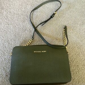 Olive green handbag with gold chain
